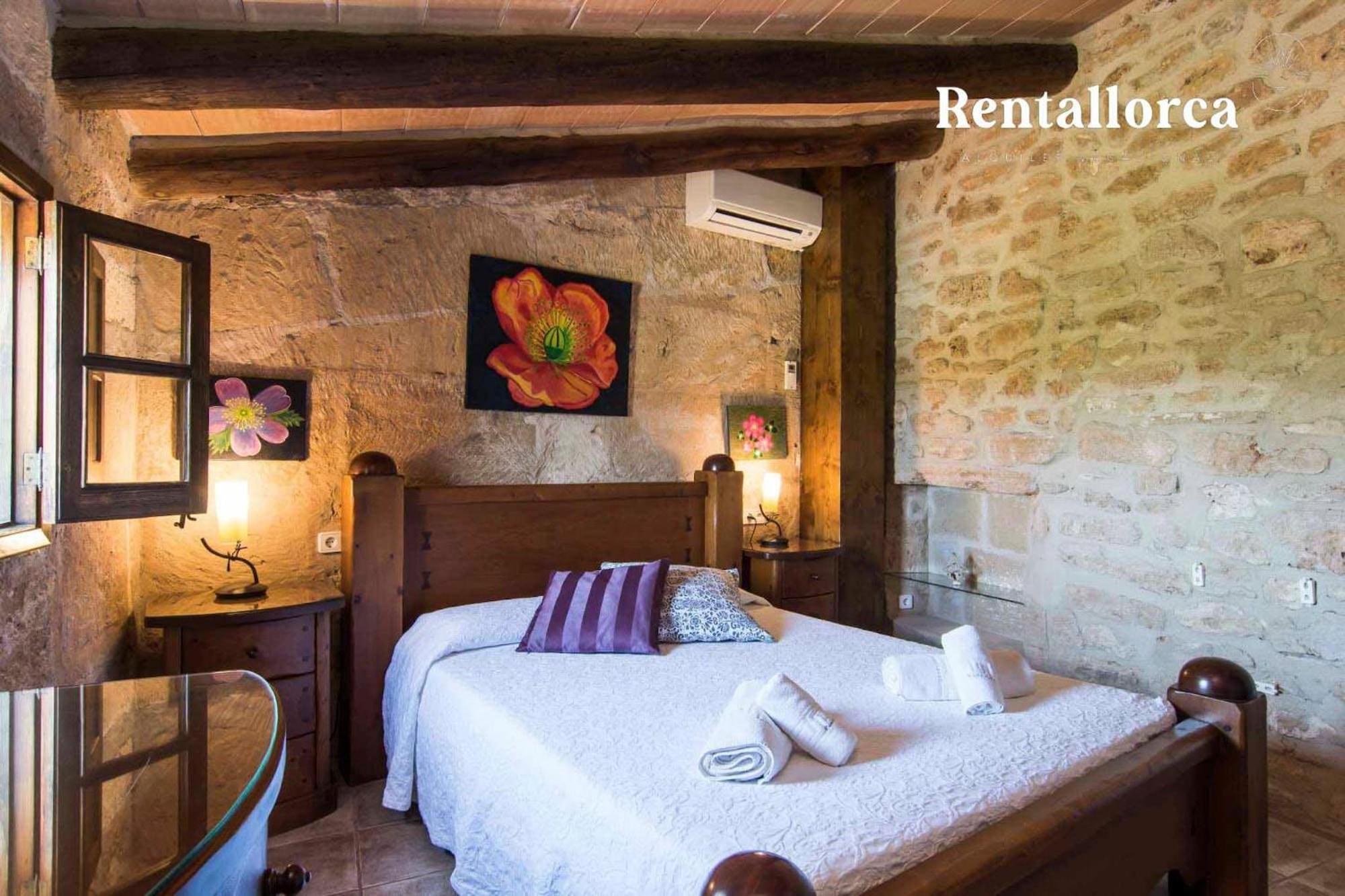 Comteses Petit By Rentallorca Country house *